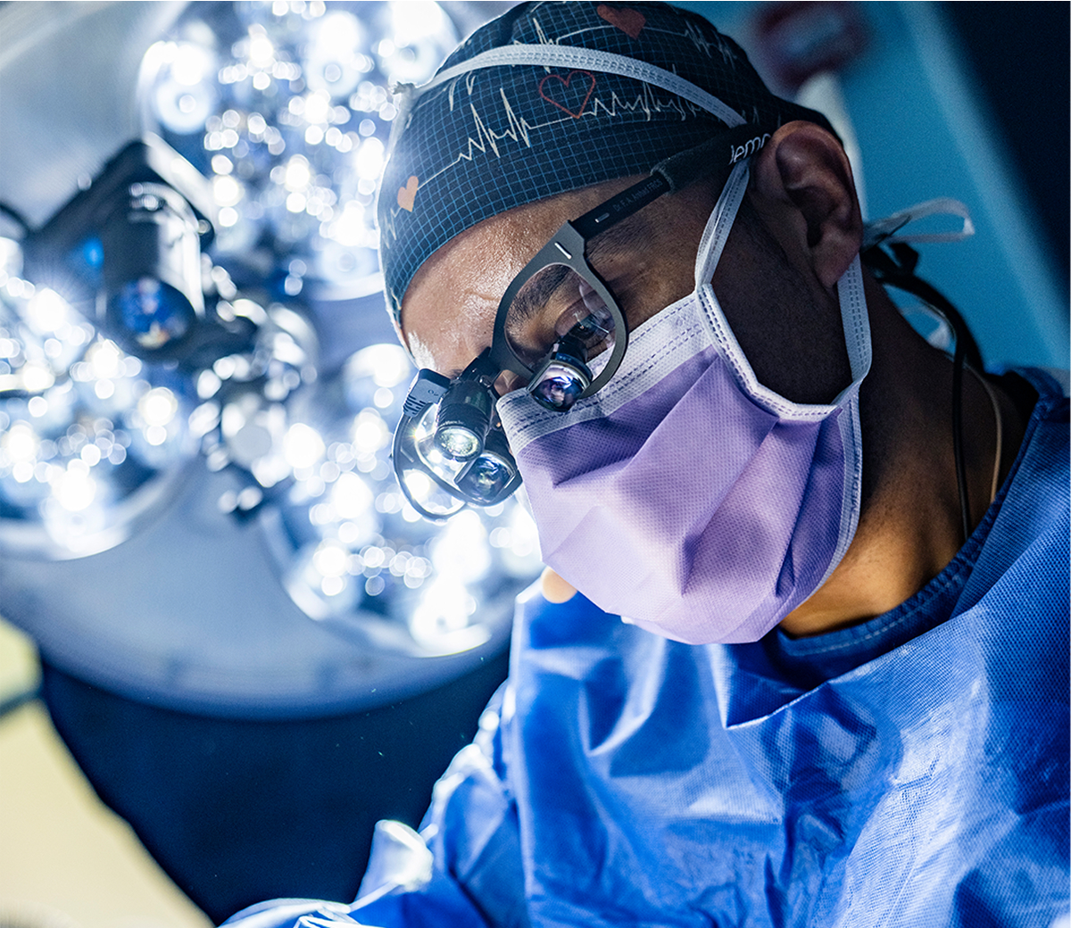 Dr Fas Arshad performing surgery at Leeds Private Hospital